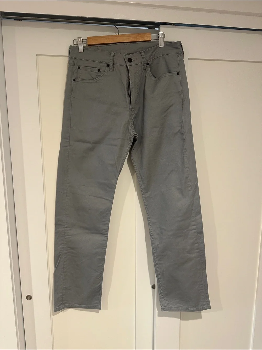 Levi's Men's Straight Jeans in Gray